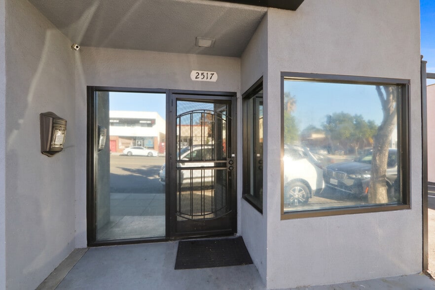 2517 W Beverly Blvd, Montebello, CA for sale - Building Photo - Image 3 of 40