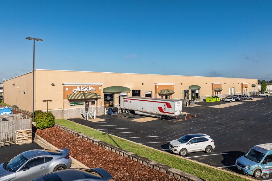 1900 W Sunset St, Springfield, MO for sale - Primary Photo - Image 1 of 1