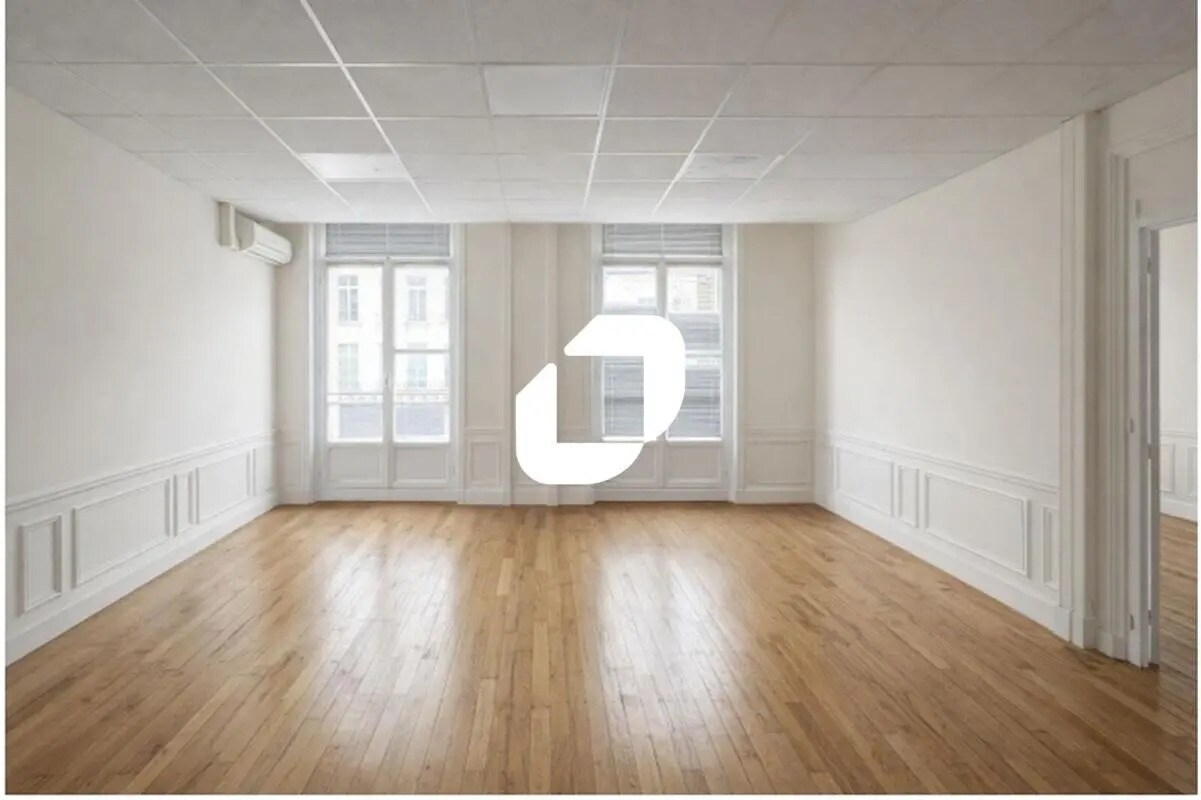 102 Rue Réaumur, Paris for sale Interior Photo- Image 1 of 5