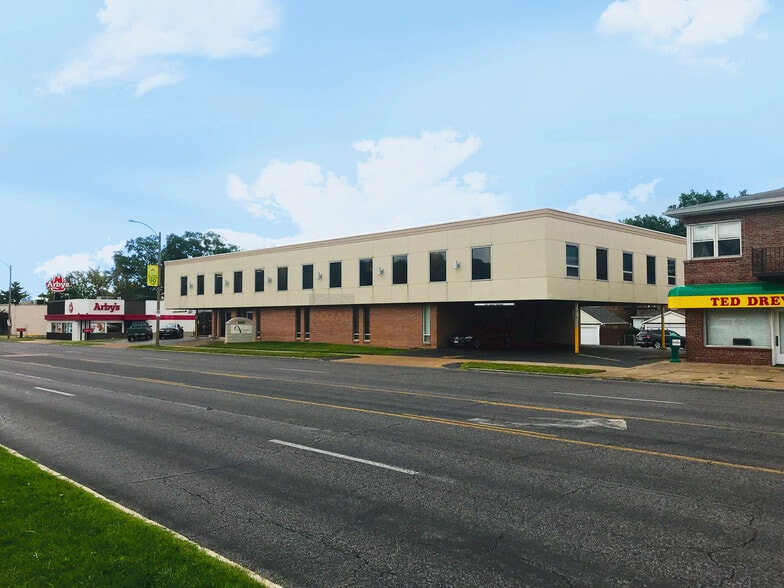 6680 Chippewa St, Saint Louis, MO for lease - Building Photo - Image 2 of 3