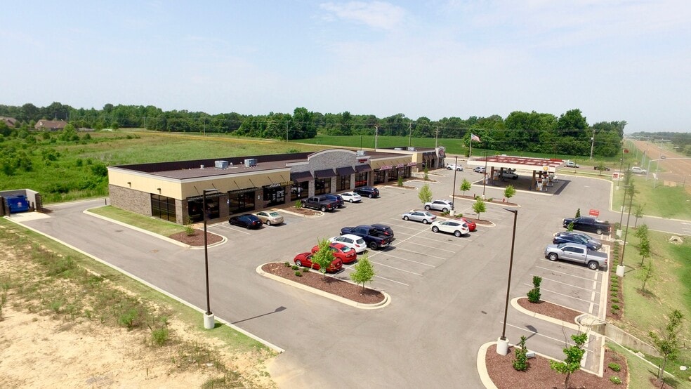 5025 Church Rd, Olive Branch, MS for lease - Primary Photo - Image 1 of 4