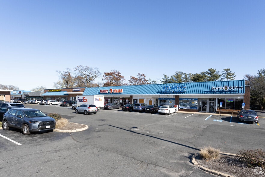 2005 State Route 35, Oakhurst, NJ for lease - Building Photo - Image 2 of 3