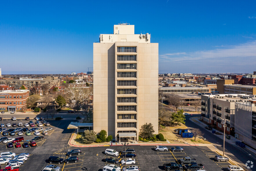 1211 N Shartel Ave, Oklahoma City, OK for lease - Building Photo - Image 2 of 13