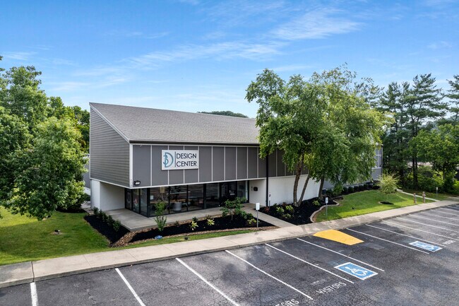 More details for 130 Belle Forest Cir, Nashville, TN - Office for Sale