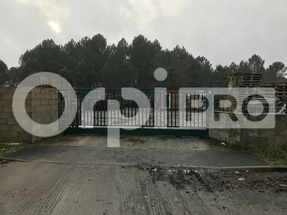 Land in Saint-Jean-d'Illac for lease Building Photo- Image 1 of 3