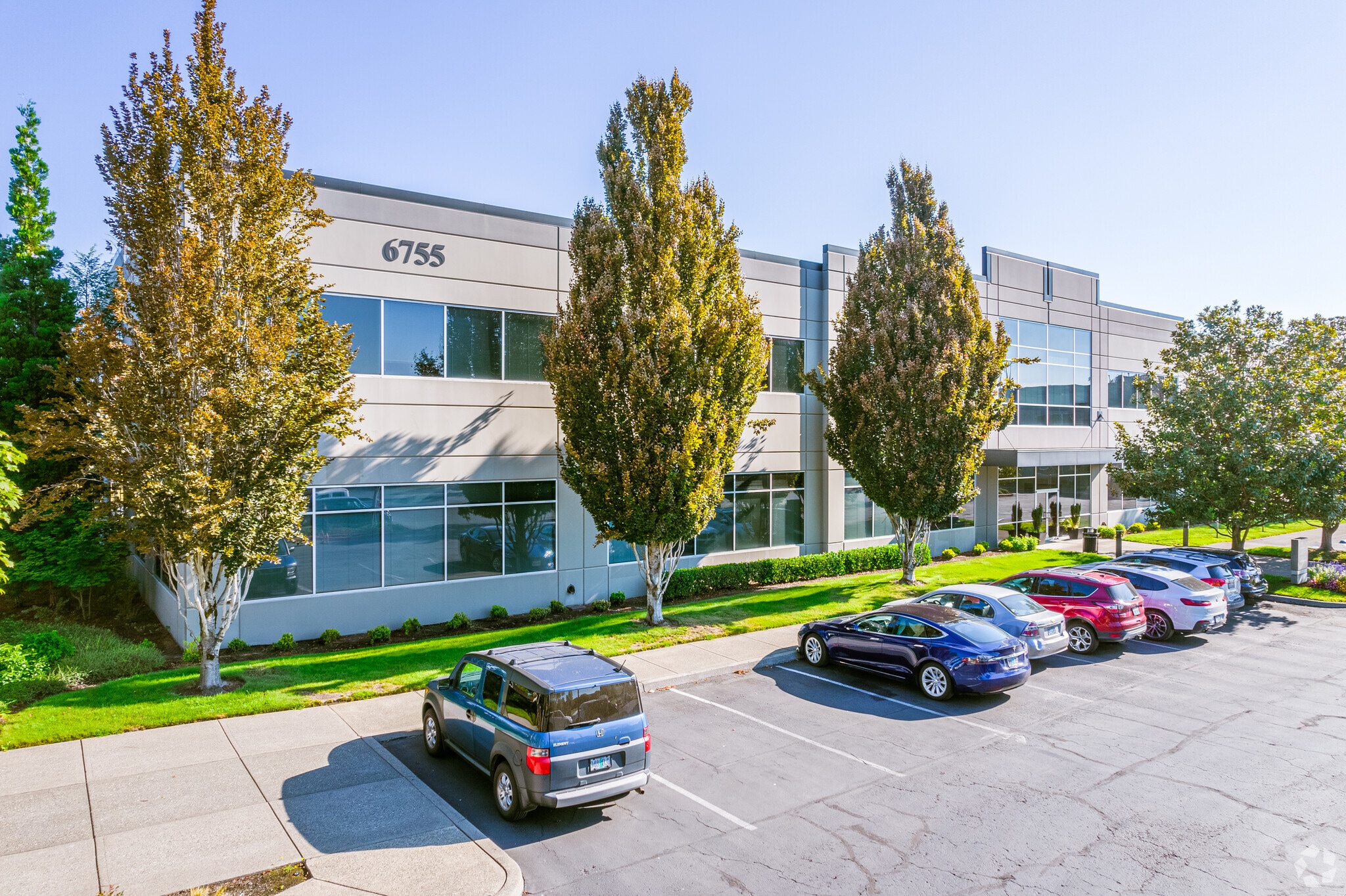 6755 NE Bennett St, Hillsboro, OR for lease Primary Photo- Image 1 of 11