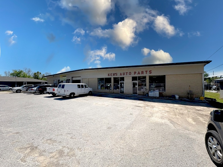 3412 Pelham Pky, Pelham, AL for sale - Primary Photo - Image 1 of 12