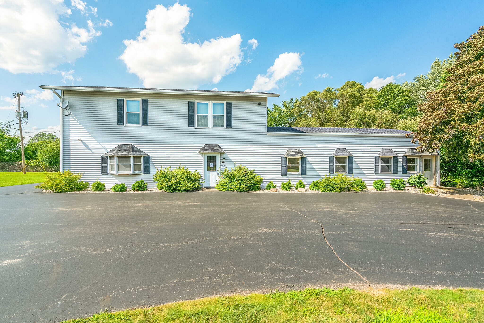 503 E Russell Rd, Tecumseh, MI for sale Building Photo- Image 1 of 43