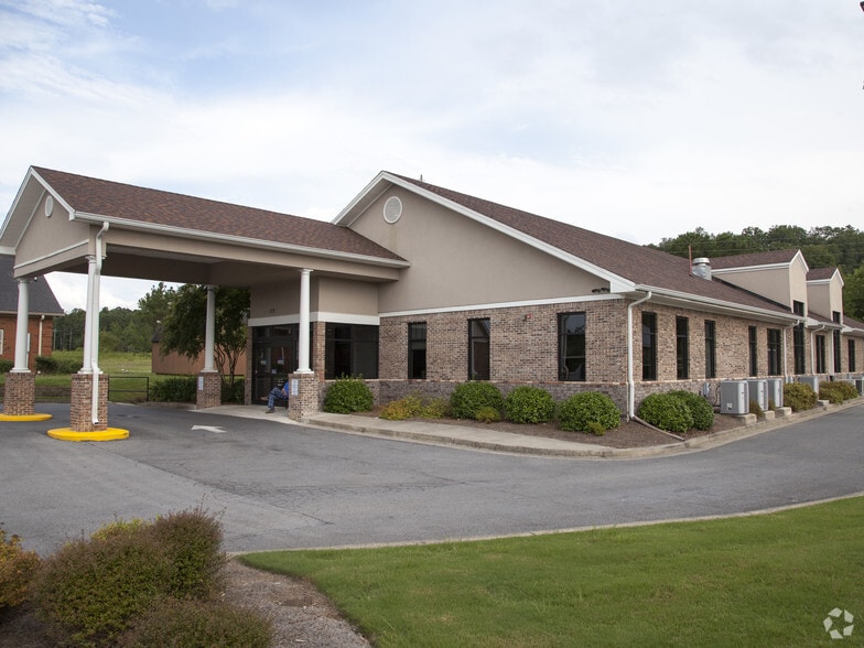 172 Three Rivers Dr, Rome, GA for sale - Primary Photo - Image 1 of 3
