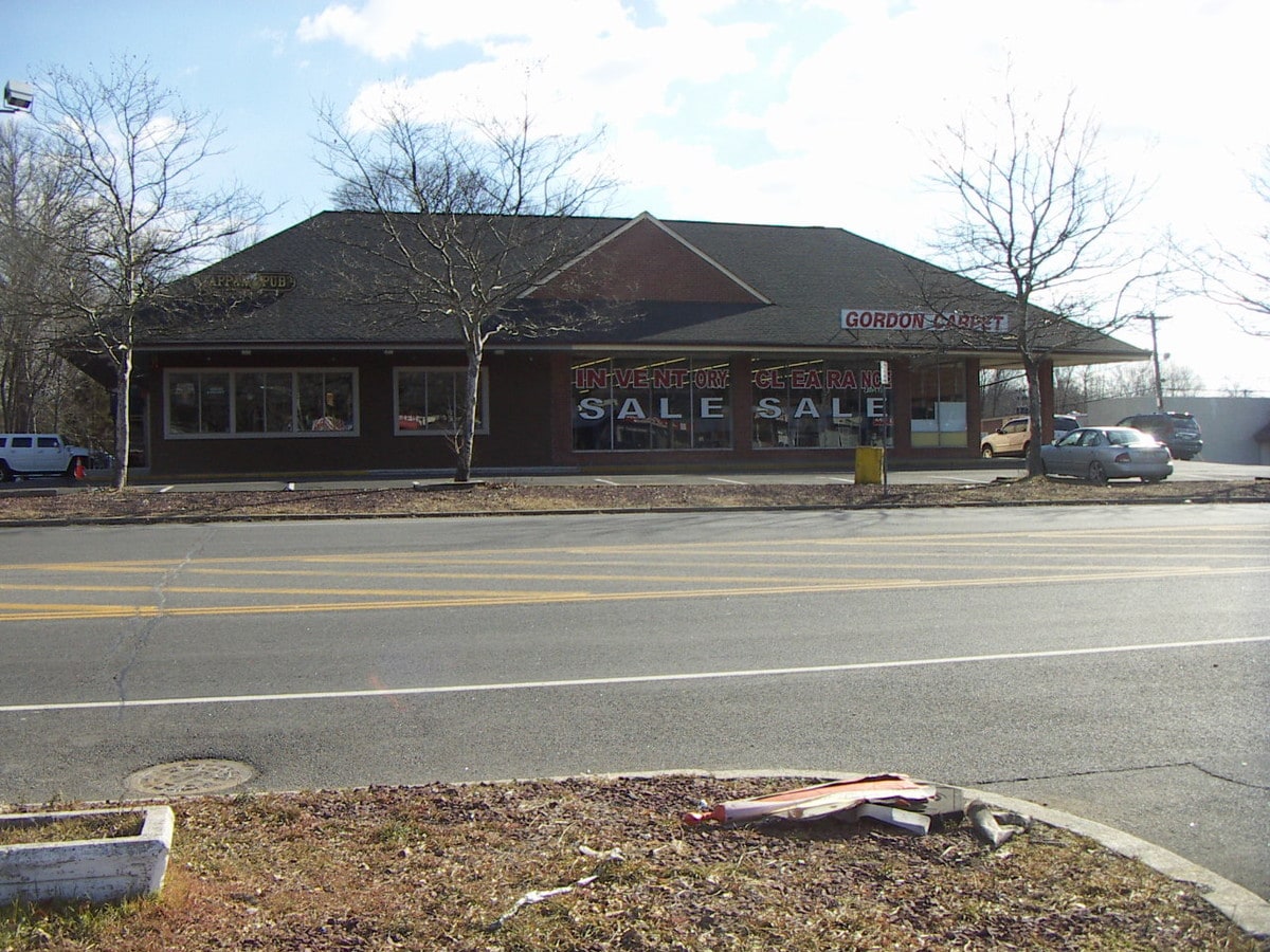 81 Route 303 Tappan Ny