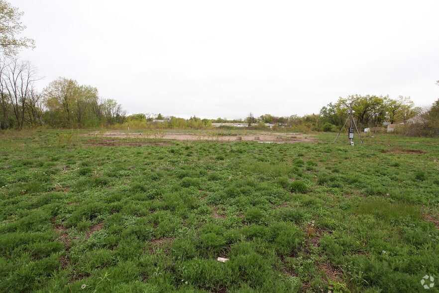 274 Boston Rd, Springfield, MA for sale - Primary Photo - Image 1 of 1