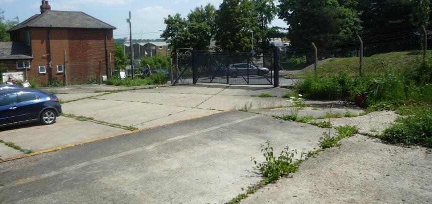 Dowding Way, Tunbridge Wells for sale Primary Photo- Image 1 of 1