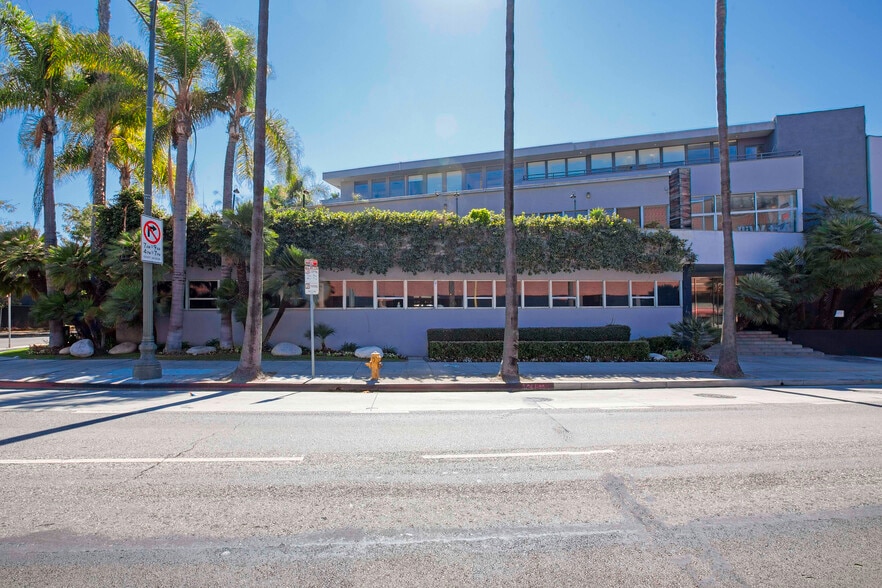 4250 Wilshire Blvd, Los Angeles, CA for lease - Building Photo - Image 1 of 4