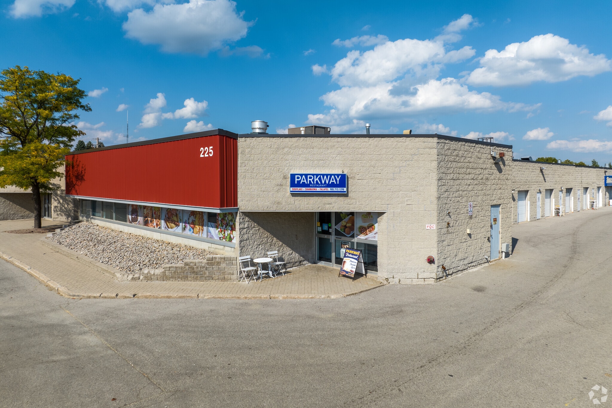 225 Industrial Pky S, Aurora, ON for sale Primary Photo- Image 1 of 1