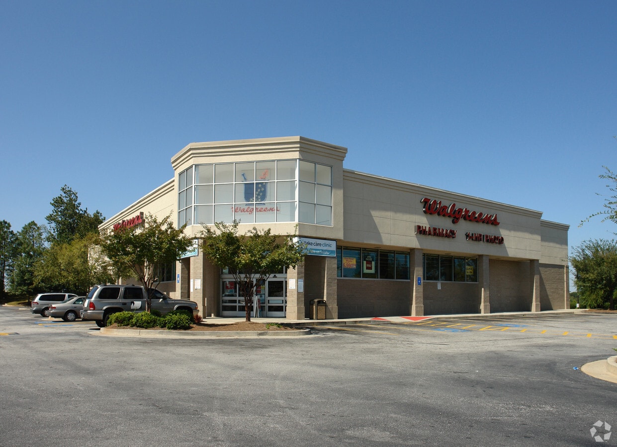 2945 Panola Rd, Lithonia, GA 30038