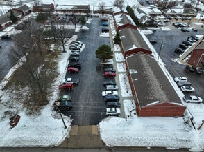 1980-1986 NW Copper Oaks Cir, Blue Springs, MO - AERIAL  map view