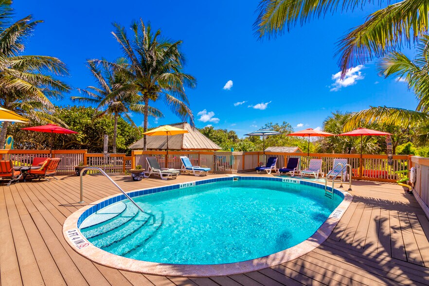 8795 S Highway A1a, Melbourne Beach, FL for sale - Building Photo - Image 1 of 1