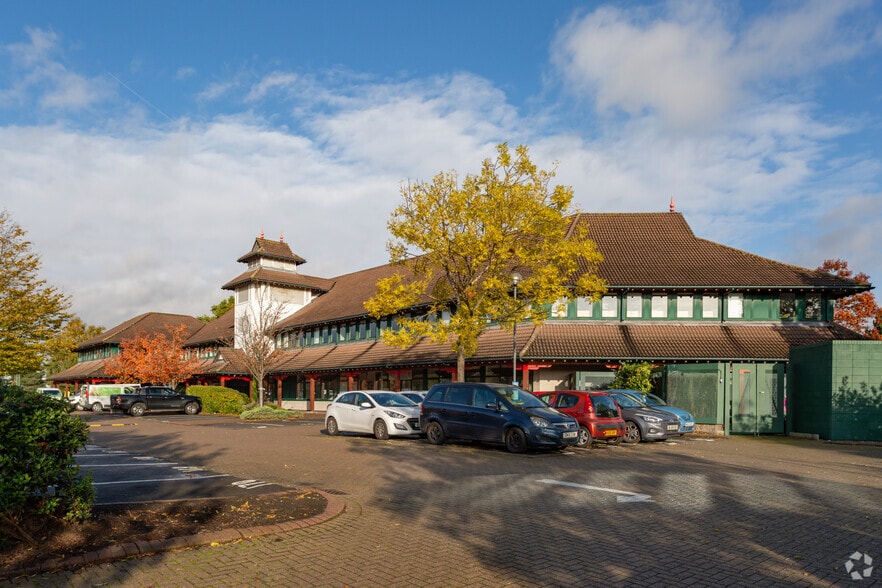 4200-4520 Solihull Pky, Birmingham for lease - Building Photo - Image 1 of 13