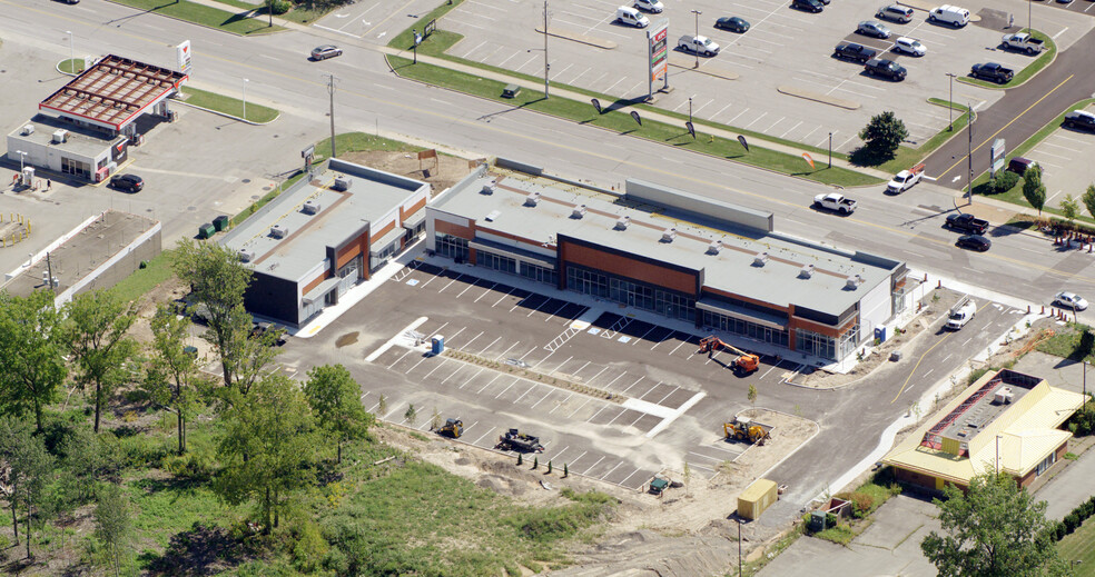 315 Garrison Rd, Fort Erie, ON for lease - Primary Photo - Image 1 of 2