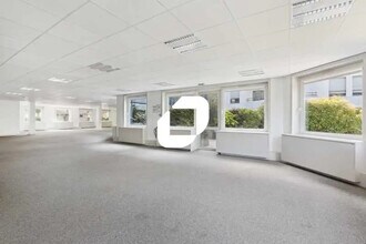 10 Rue Chevreul, Suresnes for sale Interior Photo- Image 2 of 4