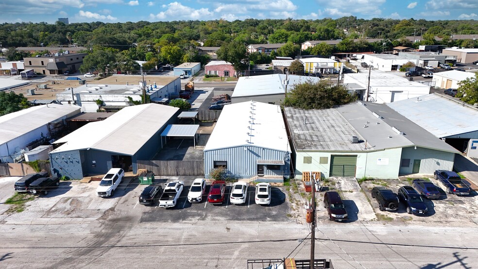 106 W Turbo Dr, San Antonio, TX for sale - Building Photo - Image 2 of 17
