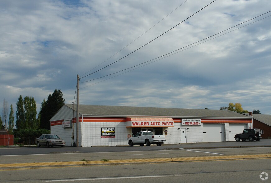 2416 Freeport Rd, Natrona Heights, PA for sale - Primary Photo - Image 1 of 1