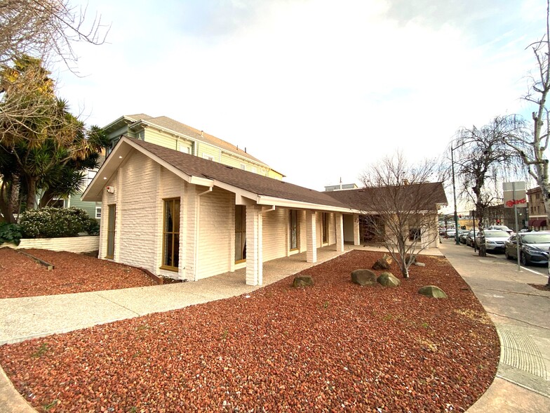 1726 Sonoma Blvd, Vallejo, CA for lease - Building Photo - Image 2 of 19