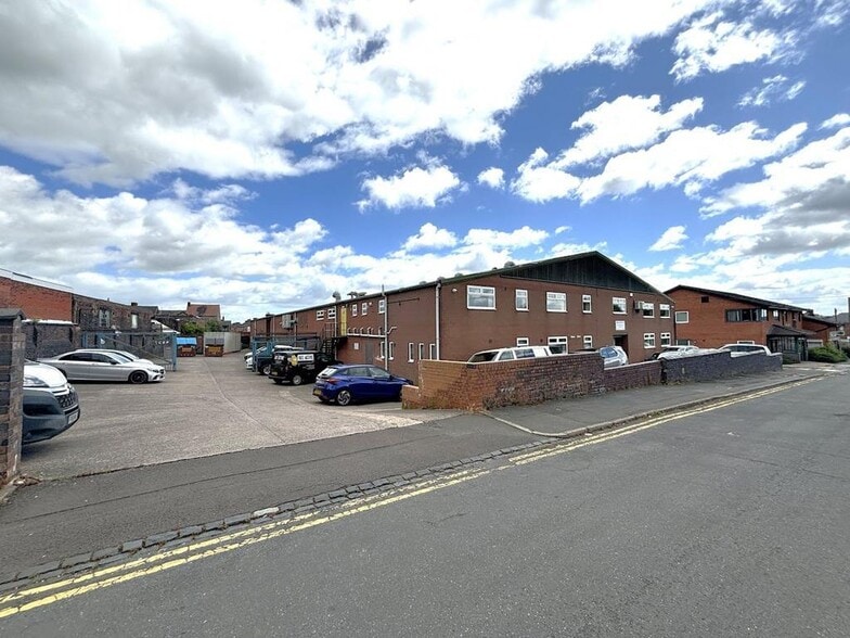 Dunning St, Stoke On Trent for lease - Building Photo - Image 3 of 21