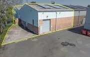 Unit L Braintree Industrial Estate - Warehouse