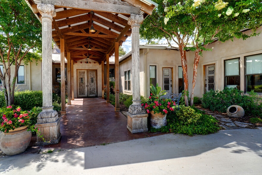 3002 Azle Hwy, Weatherford, TX for sale - Building Photo - Image 3 of 34