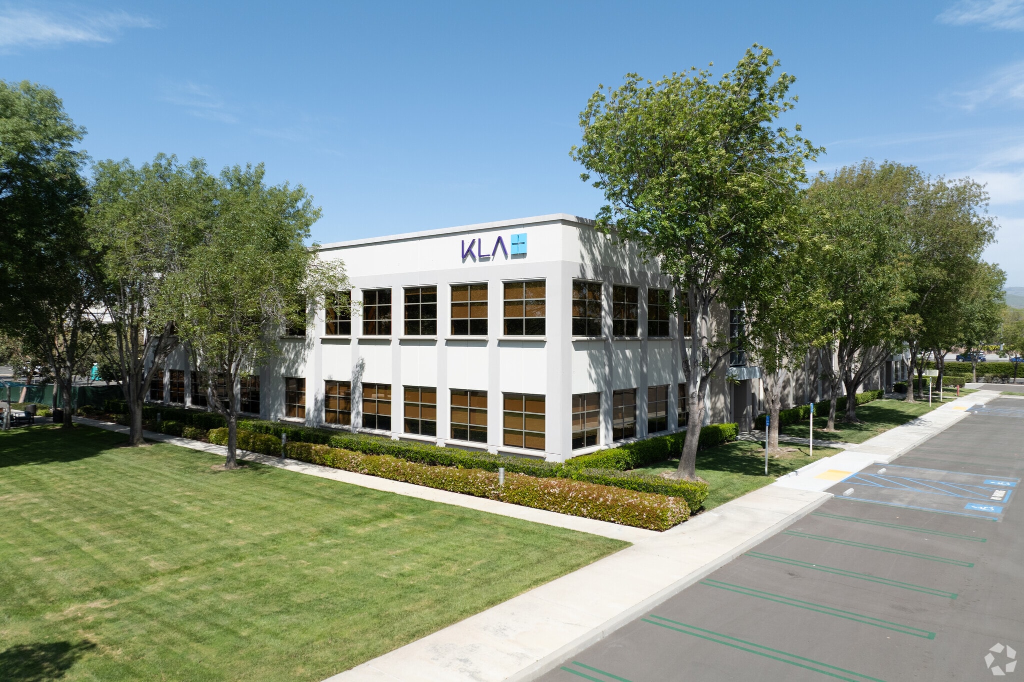 620 N McCarthy Blvd, Milpitas, CA for lease Building Photo- Image 1 of 3