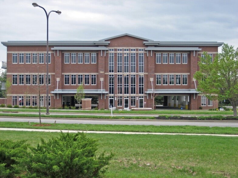 751 Cool Springs Blvd, Franklin, TN for lease - Building Photo - Image 1 of 9