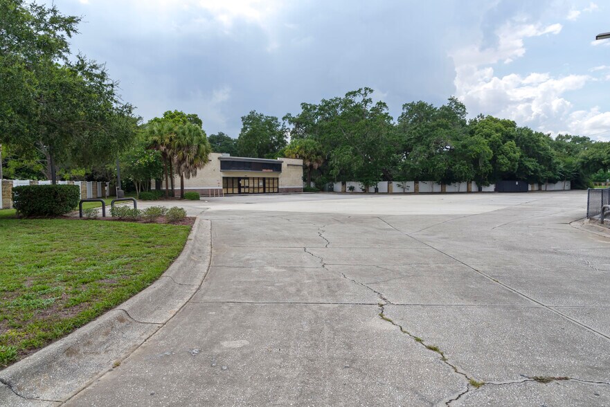 3290 N Narcoossee Rd, Saint Cloud, FL for sale - Primary Photo - Image 1 of 1