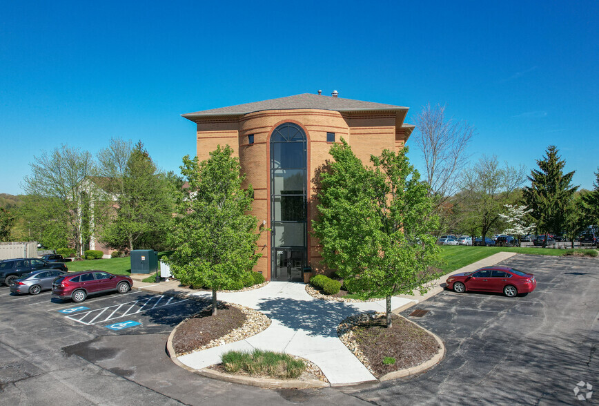 9500 Brooktree Rd, Wexford, PA for lease - Building Photo - Image 1 of 9