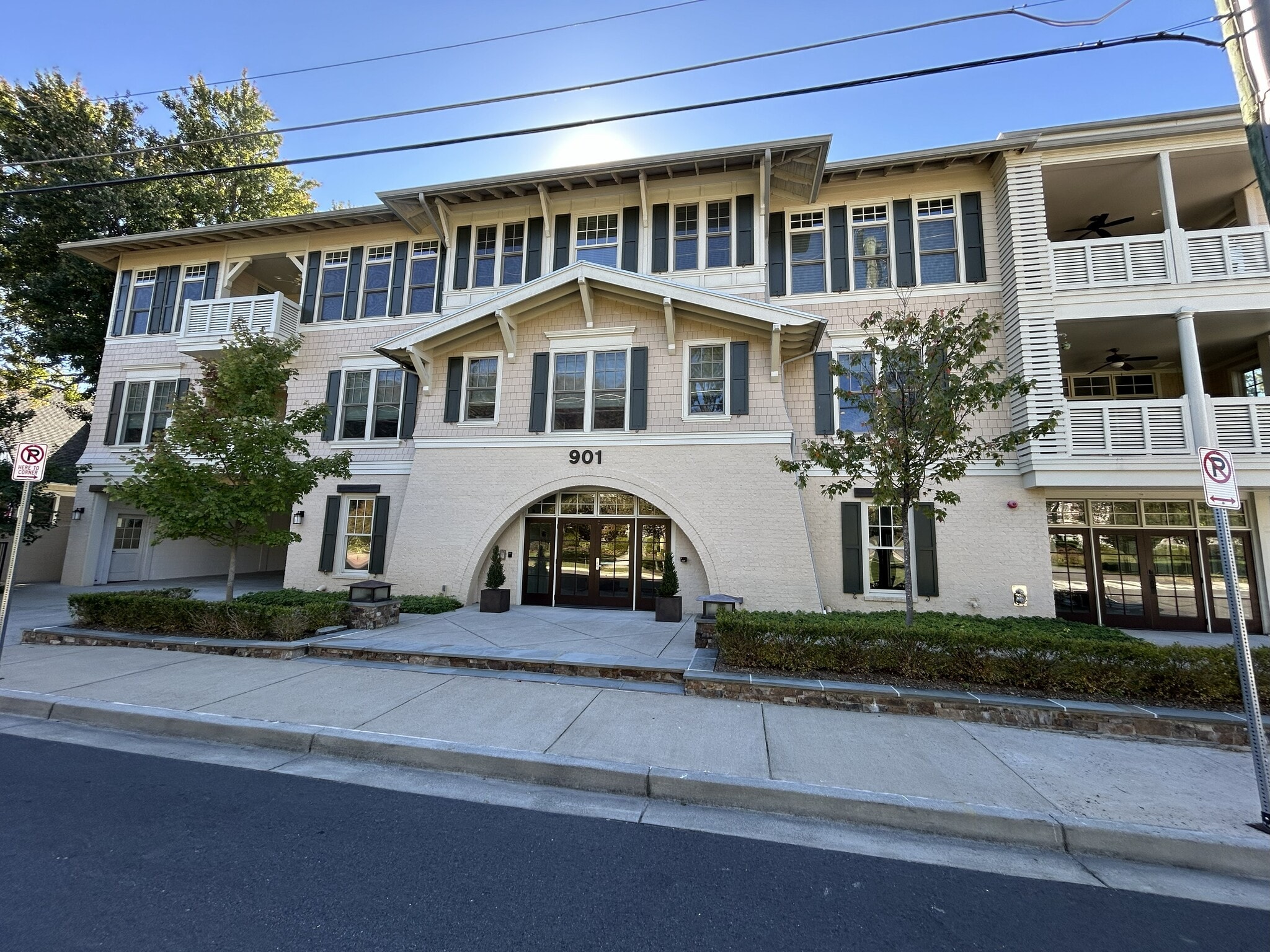 901 Glyndon St SE, Vienna, VA for lease Building Photo- Image 1 of 12