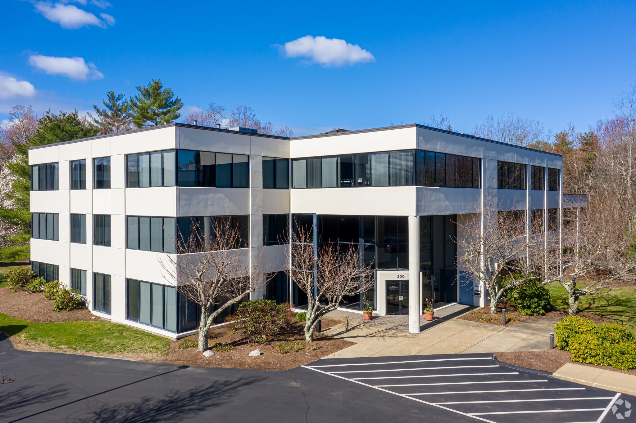 200 Ledgewood Pl, Rockland, MA for lease Primary Photo- Image 1 of 13