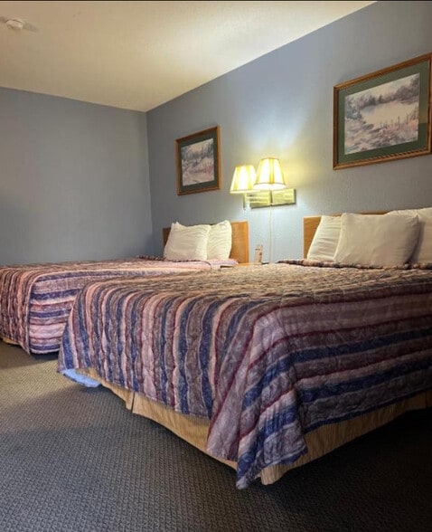 1180 W Frontage Rd, Owatonna, MN for sale - Building Photo - Image 3 of 8