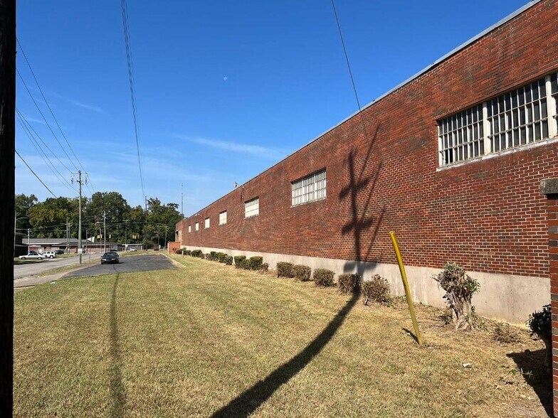 601 Tuscaloosa Ave, Gadsden, AL for sale - Building Photo - Image 2 of 22