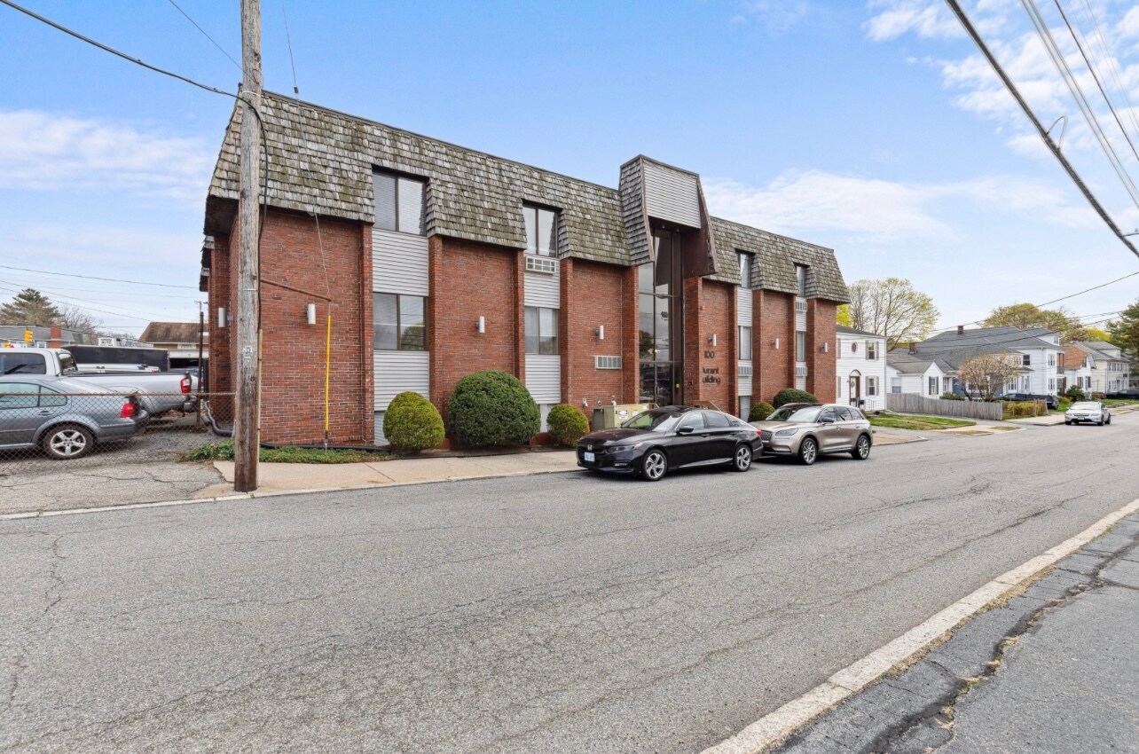 90 Lafayette St, Pawtucket, RI for sale Primary Photo- Image 1 of 1