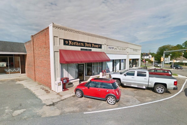 132 Court Cir, Warsaw, VA for sale - Building Photo - Image 2 of 6