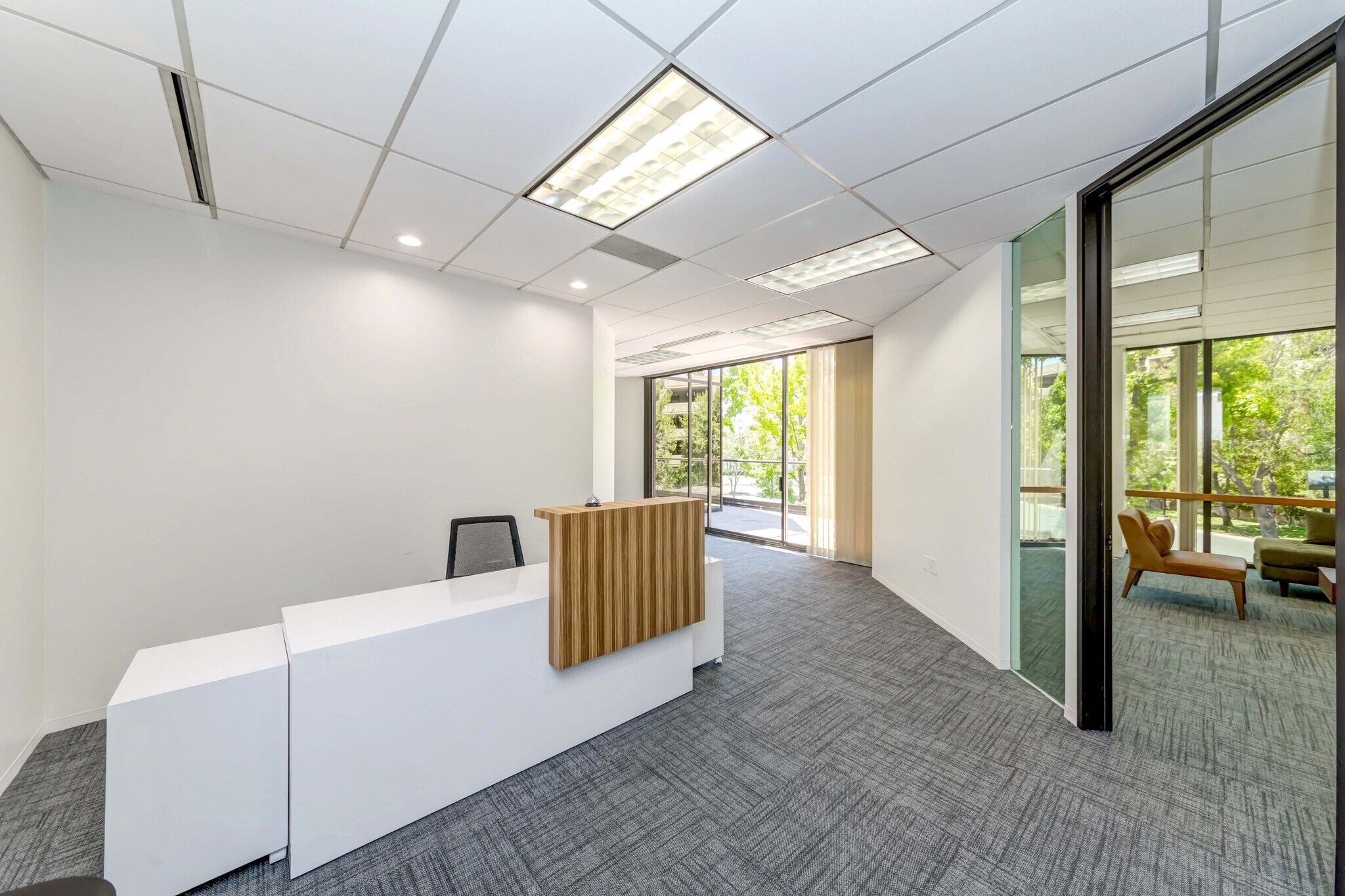 19600 Fairchild Rd, Irvine, CA 92612 Newport Summit