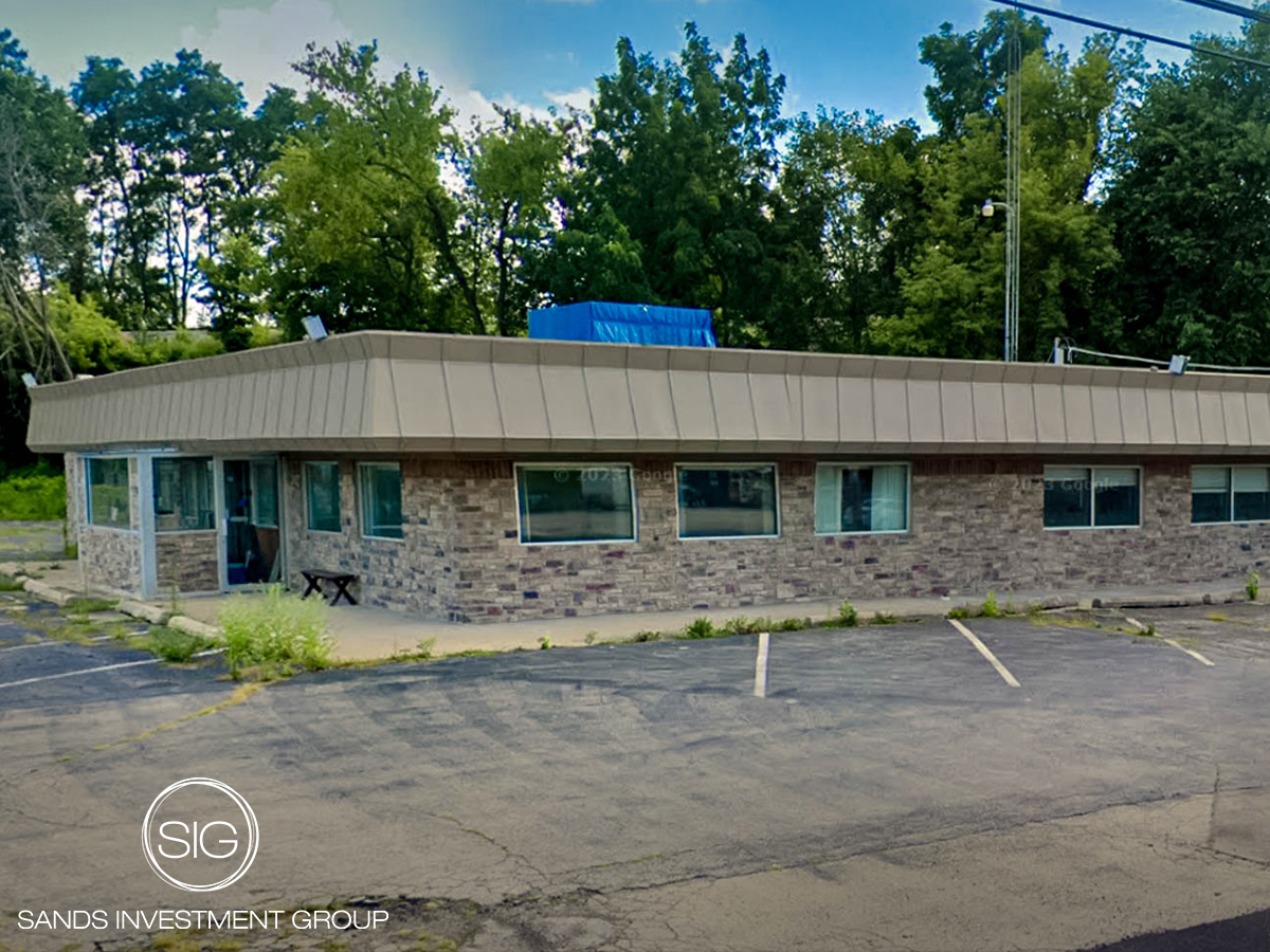 682 Park Ave, Genoa, IL for sale Building Photo- Image 1 of 1