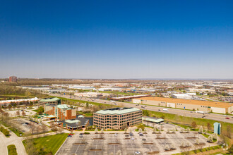 13723 Riverport Dr, Maryland Heights, MO - aerial  map view