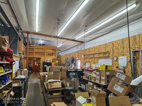 850 NE 1st St, Bend, OR for lease Interior Photo- Image 2 of 19