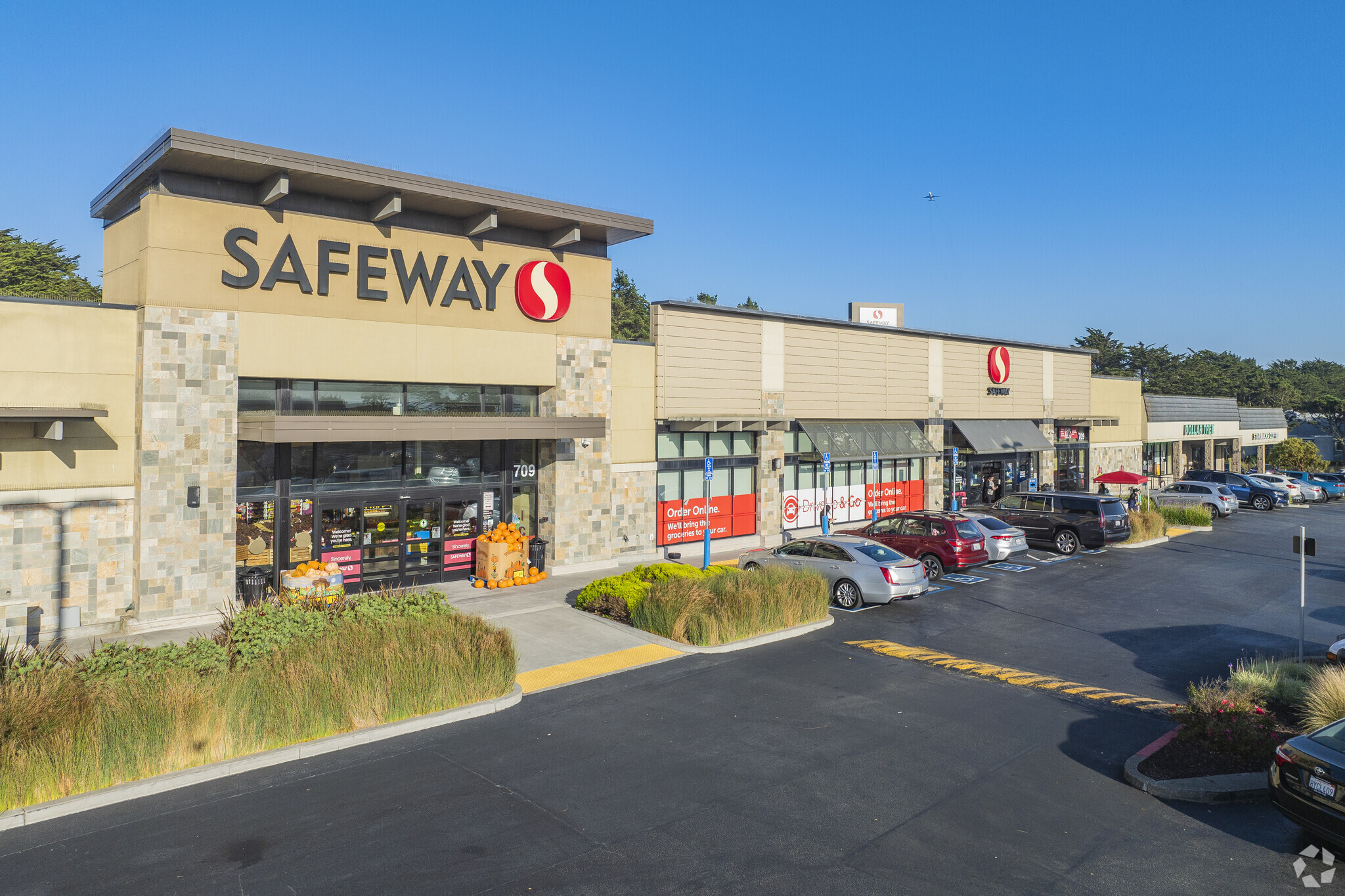 200-250 Fairmont Shopping Ctr, Pacifica, CA for lease Building Photo- Image 1 of 14