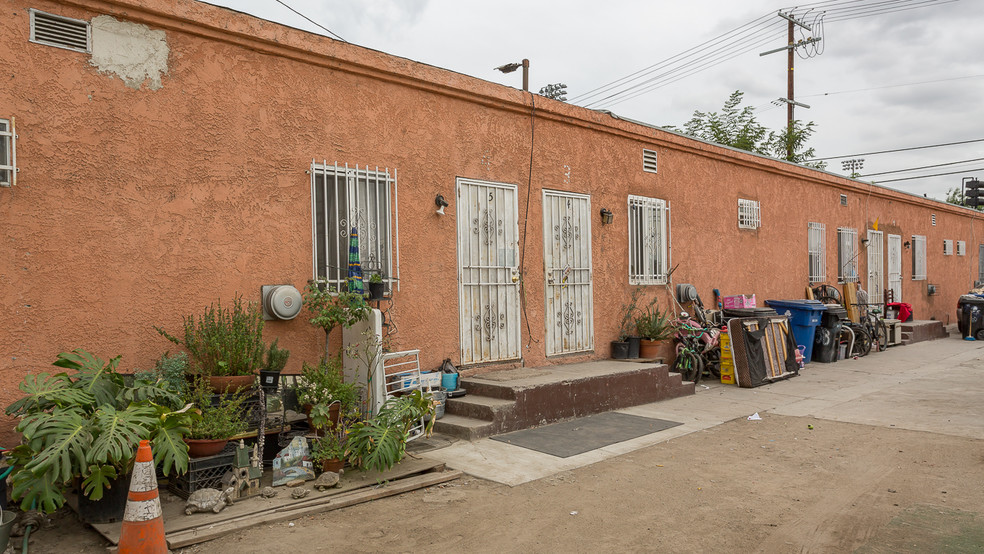 8758 Avalon Blvd, Los Angeles, CA for sale - Building Photo - Image 1 of 1