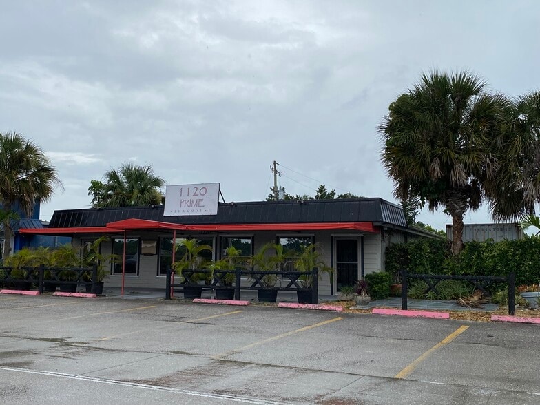 11220 SE Federal Hwy, Hobe Sound, FL for lease - Building Photo - Image 1 of 3