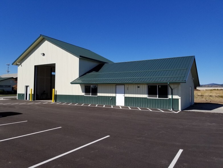 867 N Boulder Ct, Post Falls, ID for sale - Building Photo - Image 1 of 1
