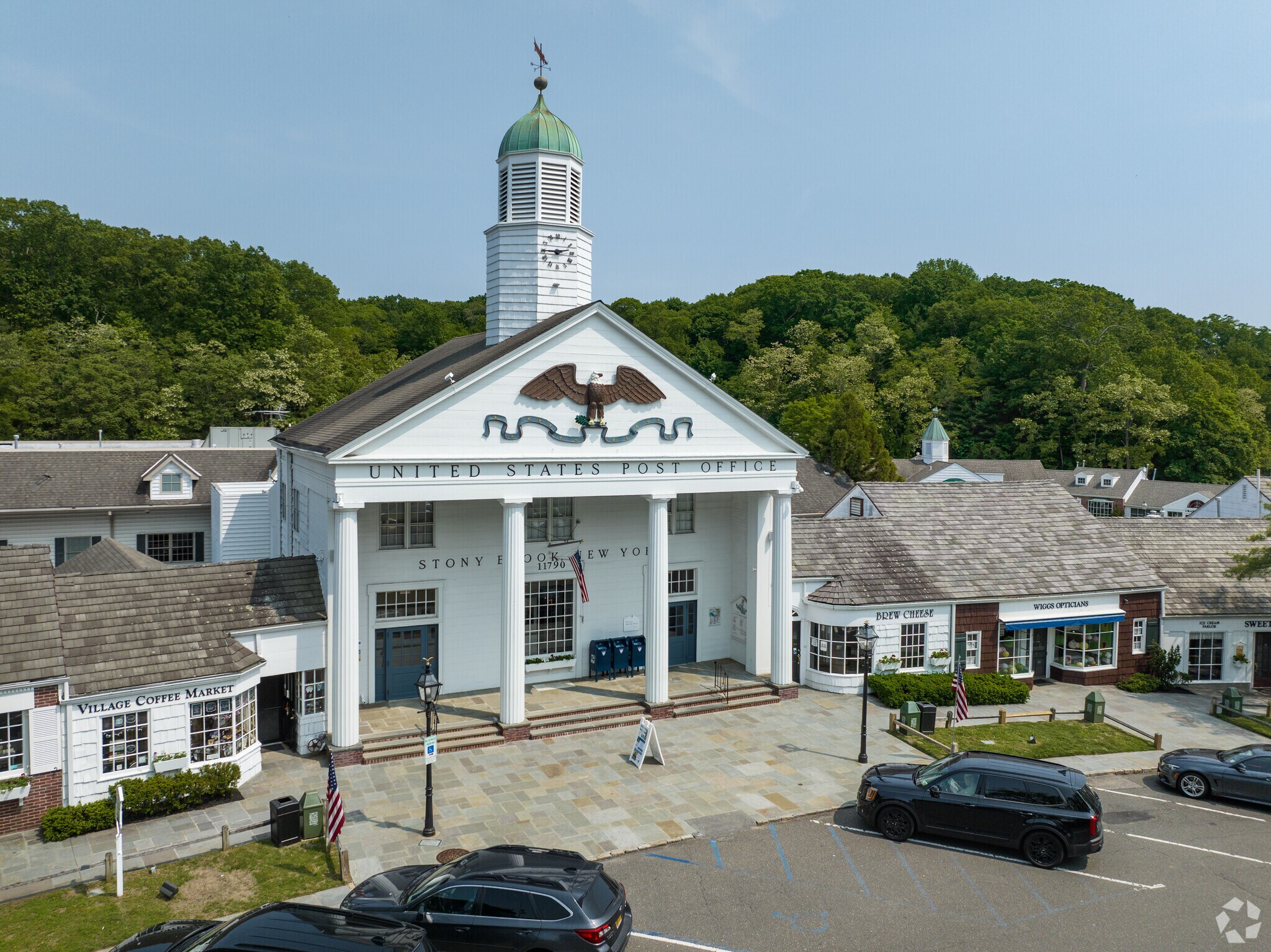111-147 Main St, Stony Brook, NY for sale Primary Photo- Image 1 of 1