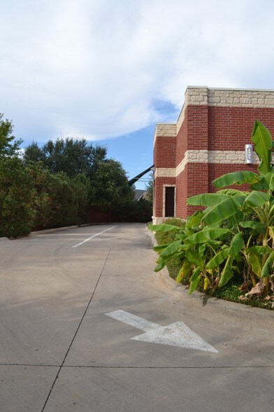 605 N Denton Tap Rd, Coppell, TX for sale - Building Photo - Image 1 of 1